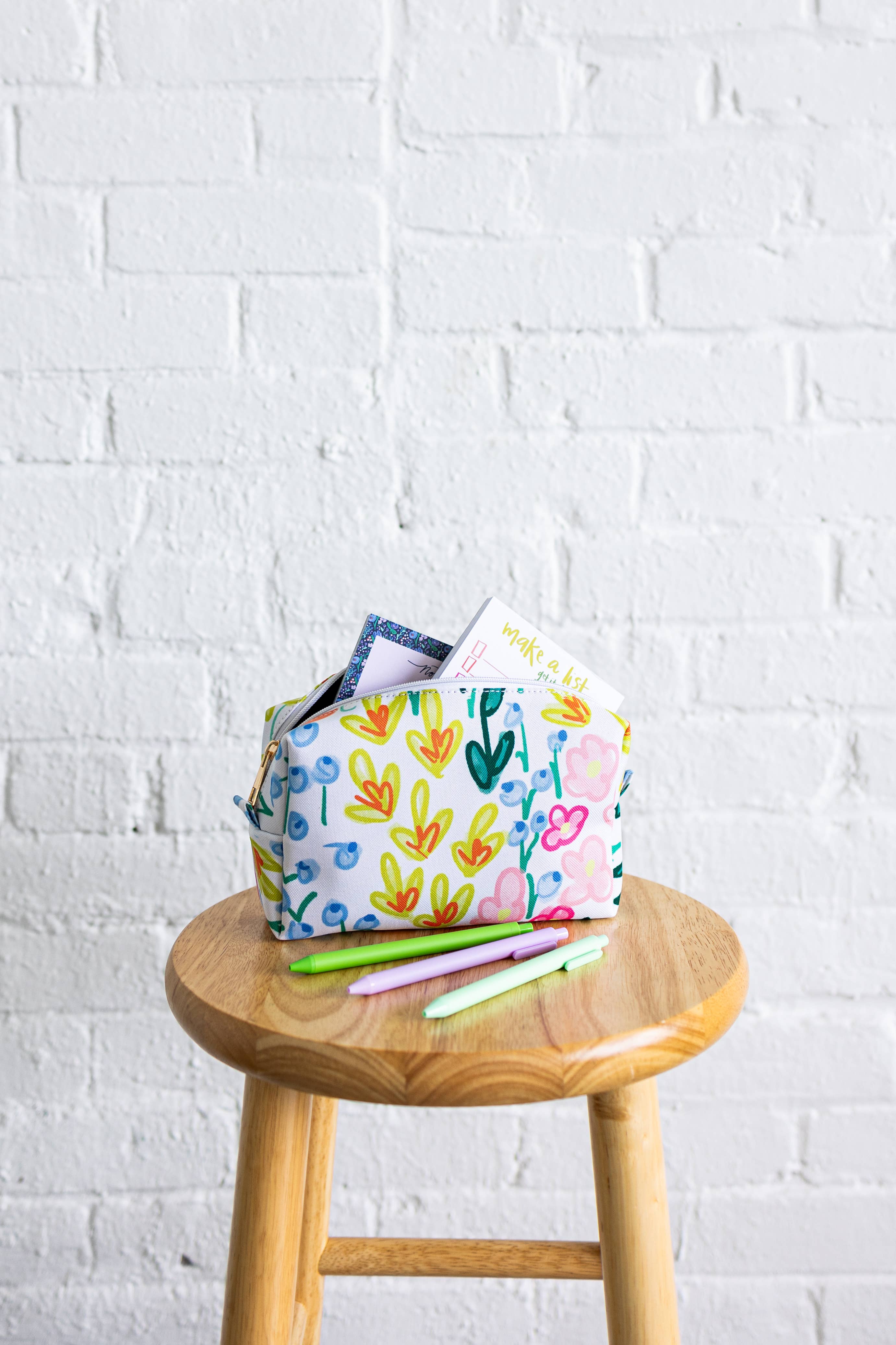 Lauren Floral Zipper Pouch
