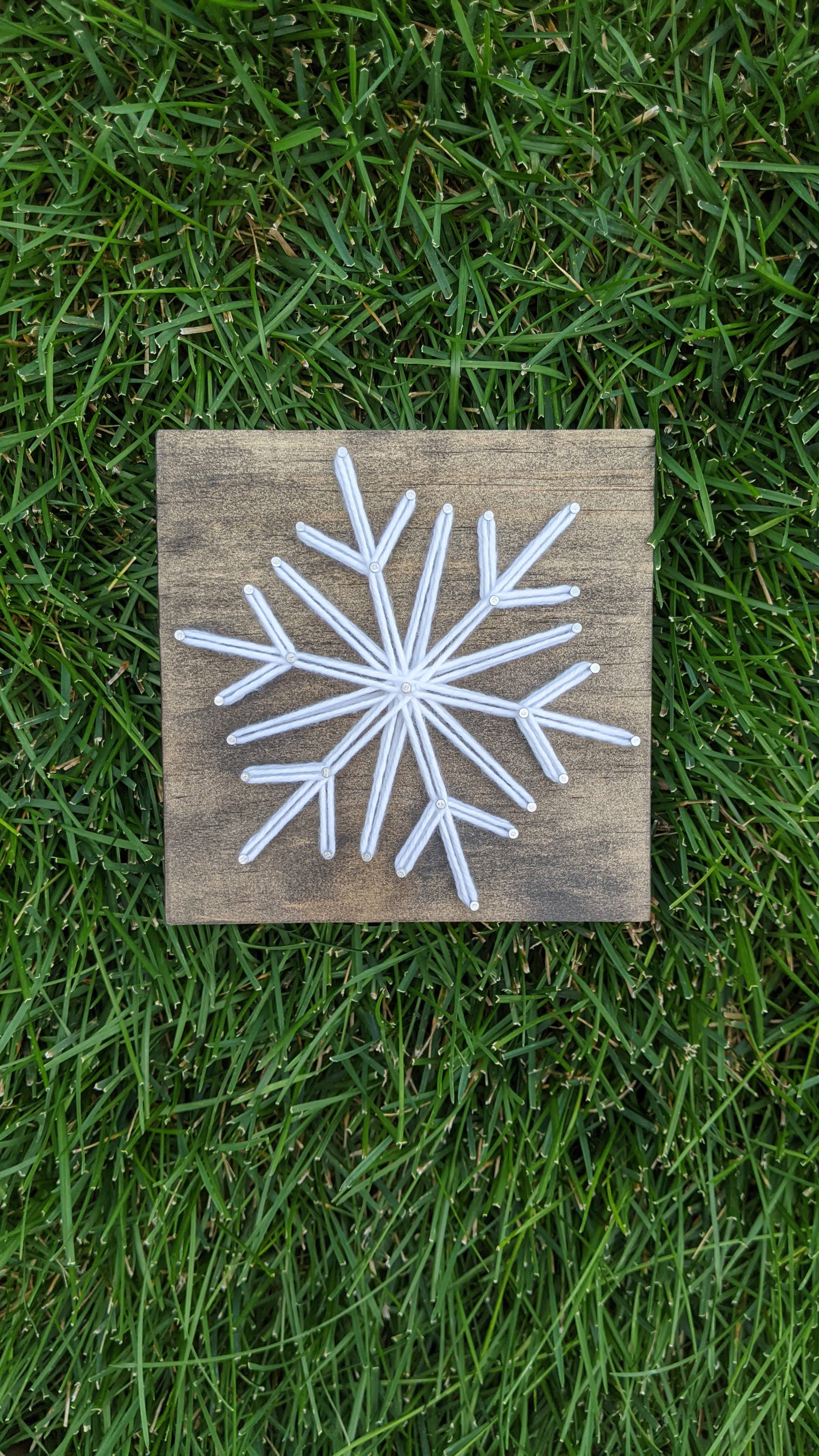 Snowflake String Art - Simple