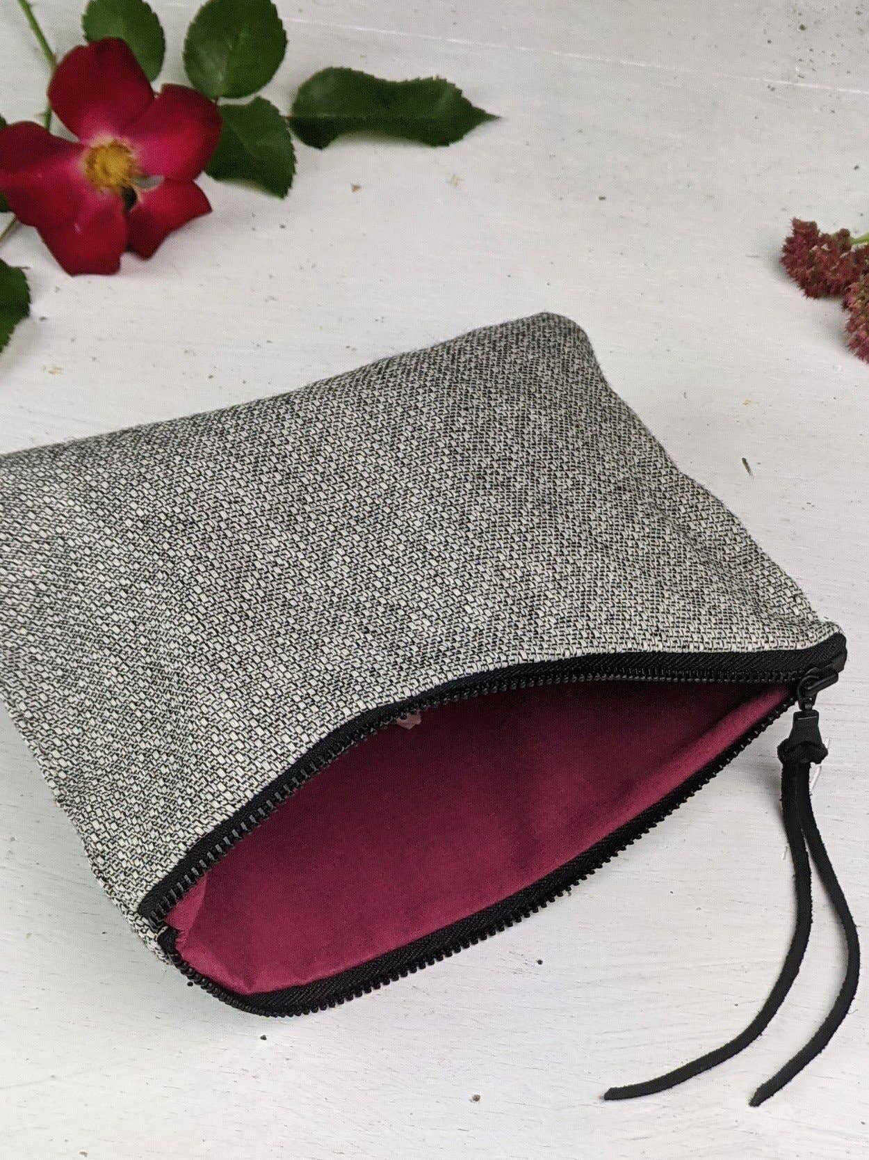 Monochrome Textured Zip Purse